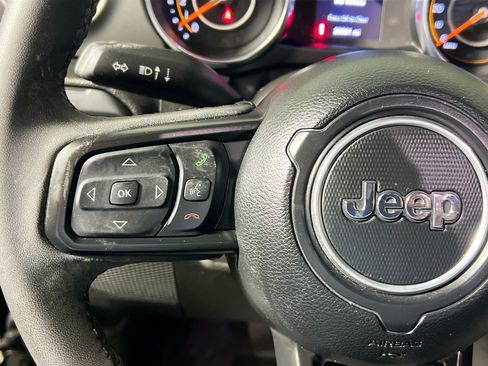 Used 2023 Jeep Wrangler Unlimited Sport image 18