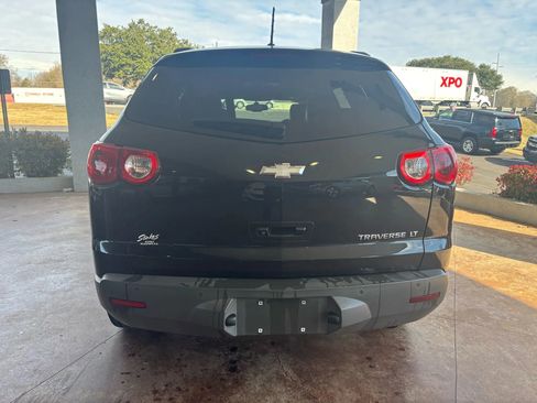 Used 2012 Chevrolet Traverse LT image 5