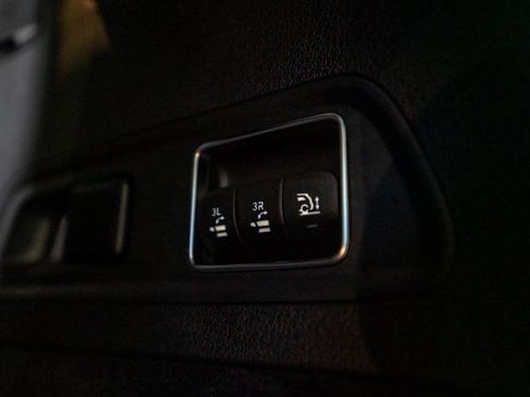 New 2025 Mercedes-Benz GLS 450 GLS 450 image 40