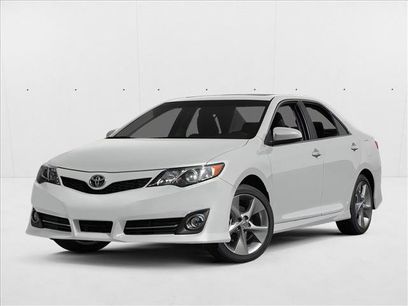 Used 2014 Toyota Camry SE