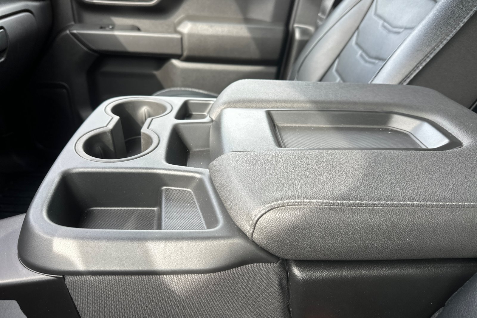 Used 2026 Chevrolet Silverado 2500 Custom w/ Custom Convenience Package RWD image 31