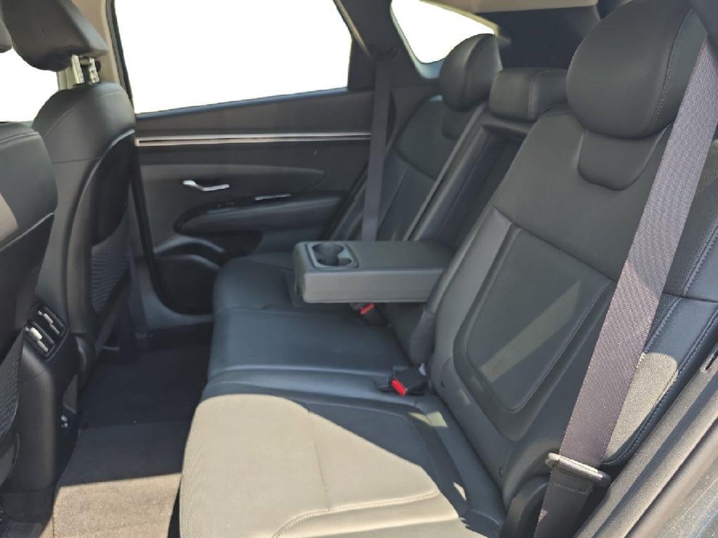 Used 2023 Hyundai Tucson Limited FWD image 21