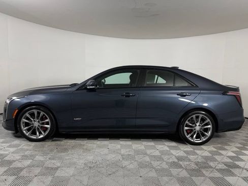 Used 2026 Cadillac CT4 V RWD image 3