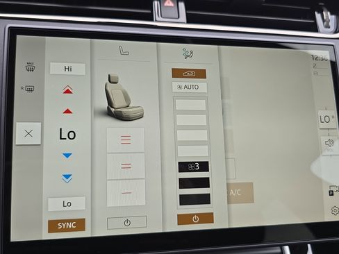 New 2026 Land Rover Range Rover Evoque S image 24