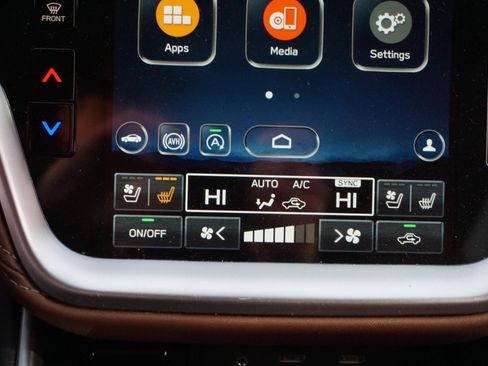 Used 2022 Subaru Outback Touring XT image 13