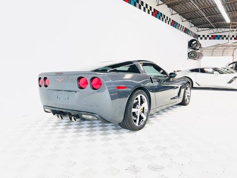 Used 2009 Chevrolet Corvette Coupe w/ Preferred Equipment Group RWD image 16