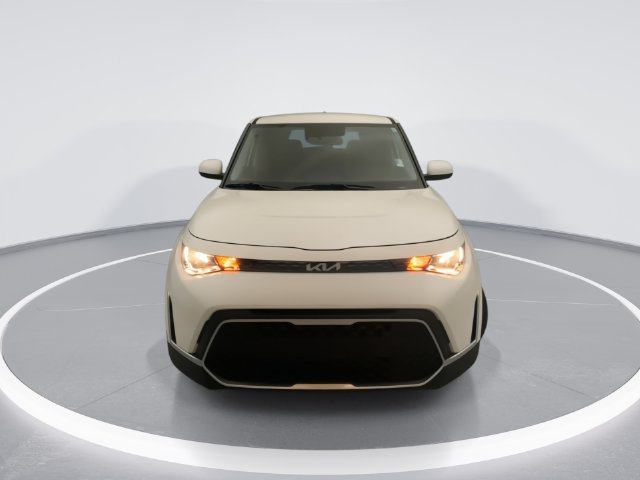 Used 2023 Kia Soul LX w/ LX Technology Package FWD image 9