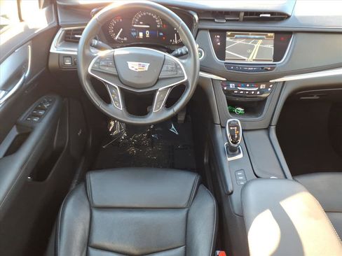 Used 2019 Cadillac XT5 Premium Luxury w/ Driver Assist Package image 20