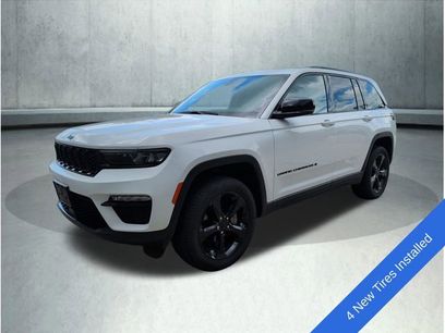 Used 2023 Jeep Grand Cherokee Limited w/ Black Appearance Package