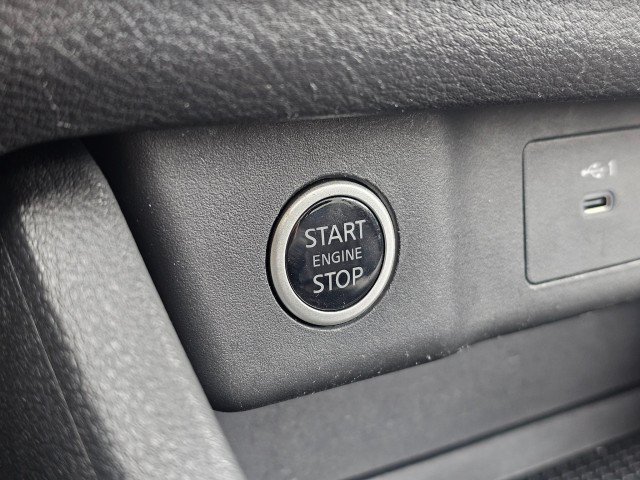 Certified 2023 Nissan Rogue SV w/ SV Premium B Package AWD/4WD image 40