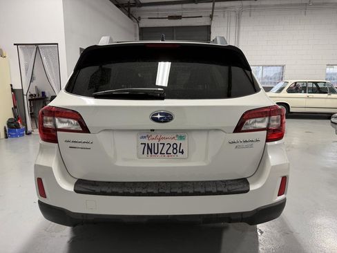 Used 2016 Subaru Outback 2.5i Limited image 4