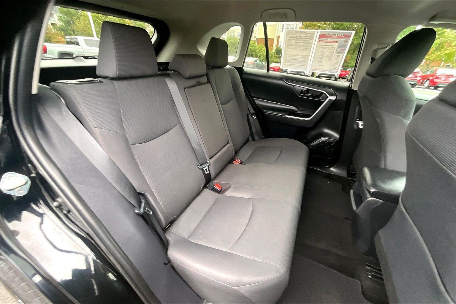 Used 2020 Toyota RAV4 LE w/ Carpet Mat Package FWD image 25