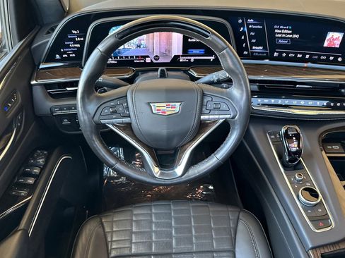 Used 2024 Cadillac Escalade Sport Platinum AWD/4WD image 15