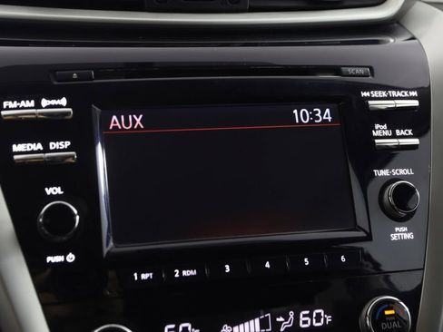 Used 2017 Nissan Murano S image 28