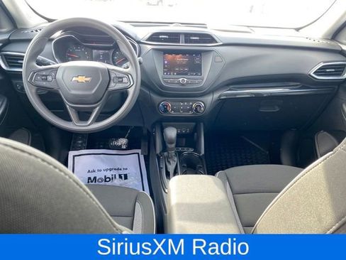 Used 2023 Chevrolet TrailBlazer LT image 6