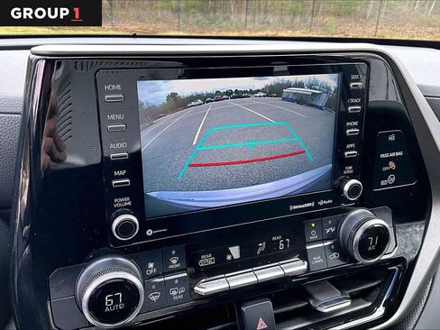 Certified 2021 Toyota Highlander LE AWD/4WD image 29