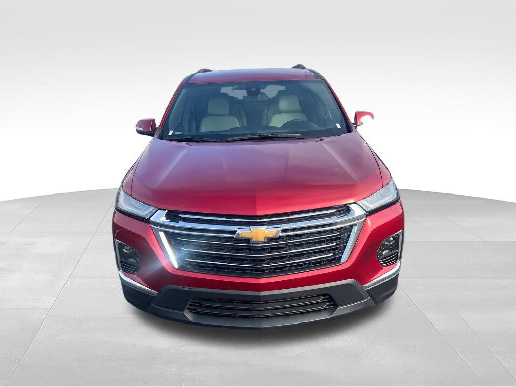Used 2023 Chevrolet Traverse LT FWD image 8