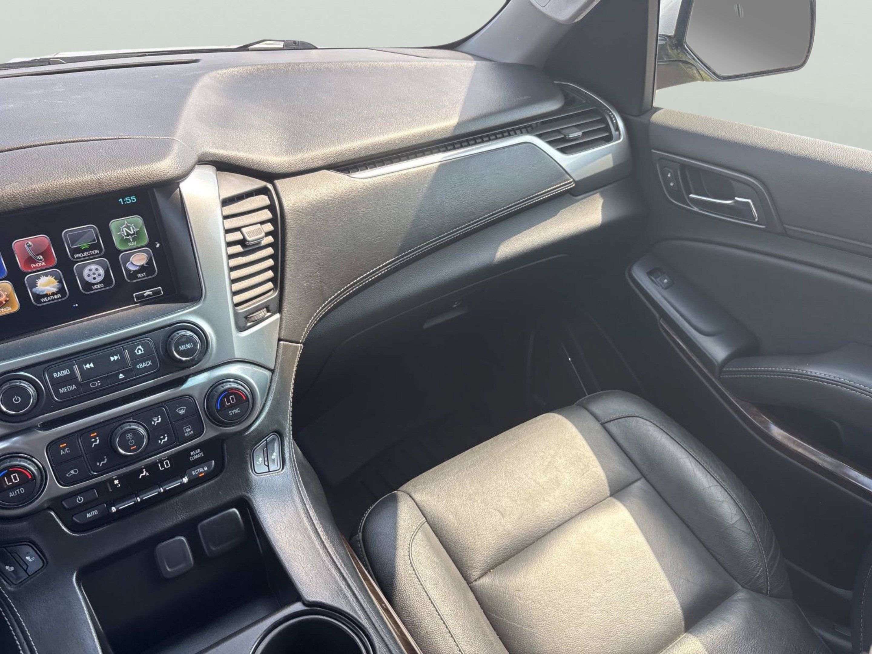 Used 2019 Chevrolet Tahoe LT AWD/4WD image 11