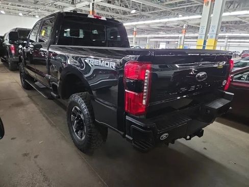 Used 2024 Ford F250 Lariat w/ Lariat Ultimate Package AWD/4WD image 2