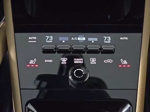 Certified 2024 Porsche Cayenne image 22