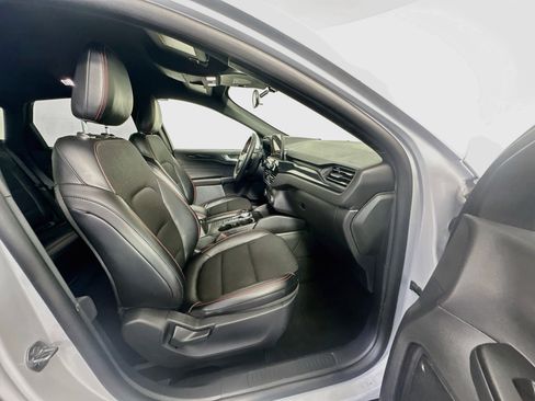 Used 2025 Ford Escape ST-Line FWD image 29