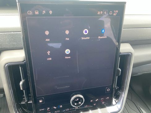 New 2026 GMC Yukon XL AT4 Ultimate image 16