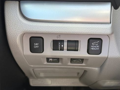 Used 2016 Subaru Forester 2.5i Touring w/ Eyesight & Navigation System AWD/4WD image 38