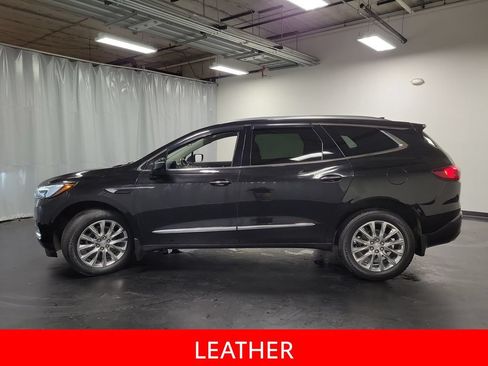 Used 2021 Buick Enclave Premium w/ Sun and Sites Package AWD/4WD image 5