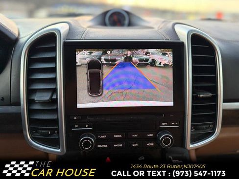 Used 2017 Porsche Cayenne S image 33