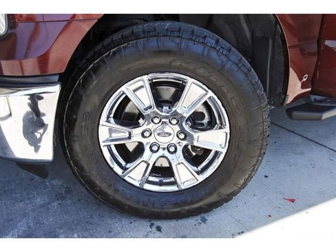Used 2015 Ford F150 XLT w/ Equipment Group 302A Luxury AWD/4WD image 28
