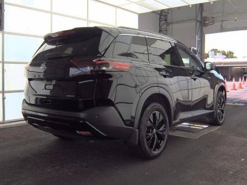 Used 2023 Nissan Rogue SV w/ SV Premium B Package AWD/4WD image 5