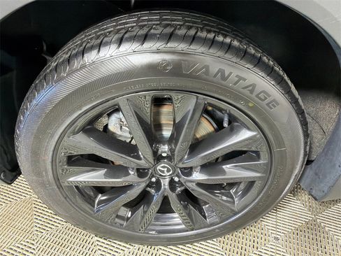 Used 2023 MAZDA CX-9 Touring Plus image 18