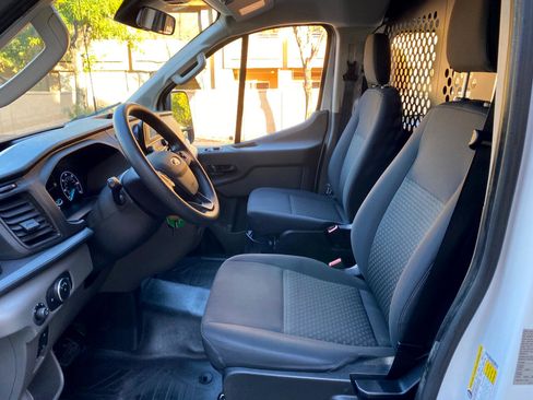 Used 2024 Ford Transit 250 Low Roof w/ Exterior Upgrade Package image 31