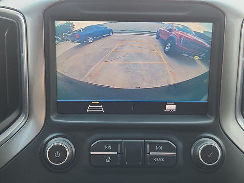 Used 2019 Chevrolet Silverado 1500 LT w/ Texas Edition RWD image 9