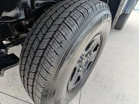 Used 2020 Jeep Wrangler Sport image 39