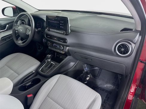 Certified 2023 Hyundai Kona SEL w/ Convenience Package AWD/4WD image 29