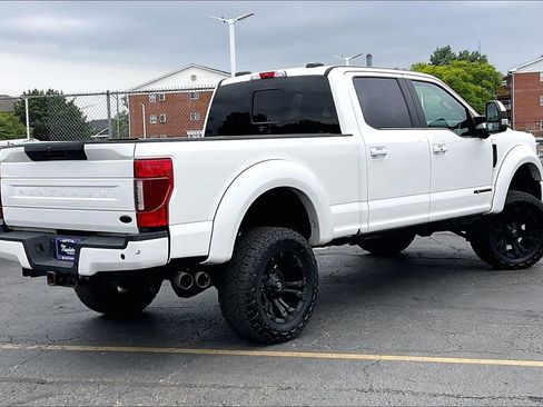 Used 2020 Ford F250 Platinum w/ FX4 Off-Road Package AWD/4WD image 12