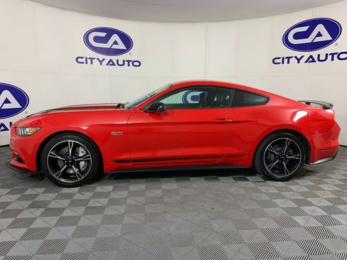 Used 2017 Ford Mustang GT Premium w/ Equipment Group 401A RWD image 6
