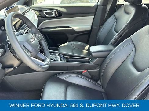 Used 2025 Jeep Compass Limited AWD/4WD image 11
