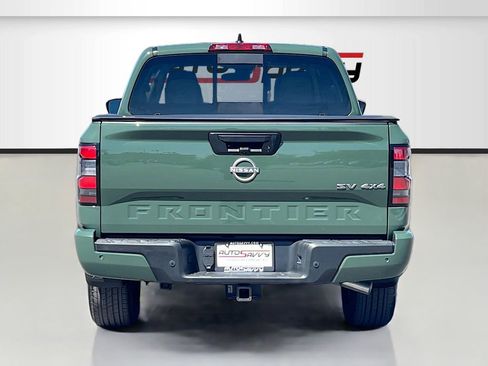 Used 2024 Nissan Frontier SV w/ SV Convenience Package AWD/4WD image 6