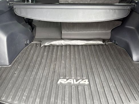Certified 2025 Toyota RAV4 XLE image 15