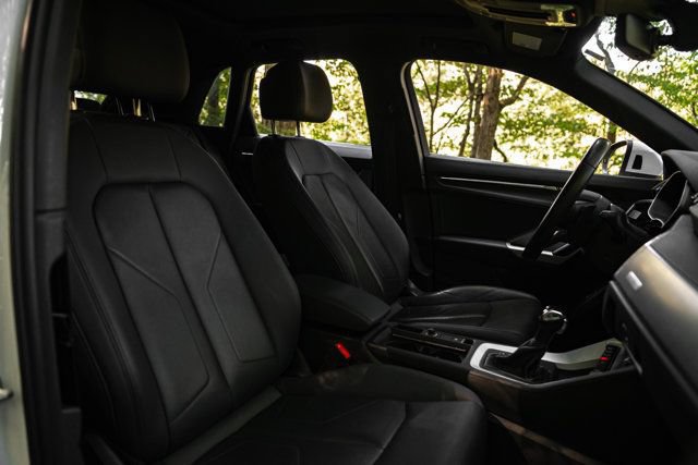 Used 2021 Audi Q3 2.0T Premium Plus AWD/4WD image 13