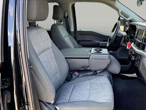 Used 2023 Ford F250 XL w/ STX Appearance Package AWD/4WD image 9
