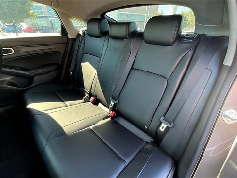 New 2025 Acura Integra image 17