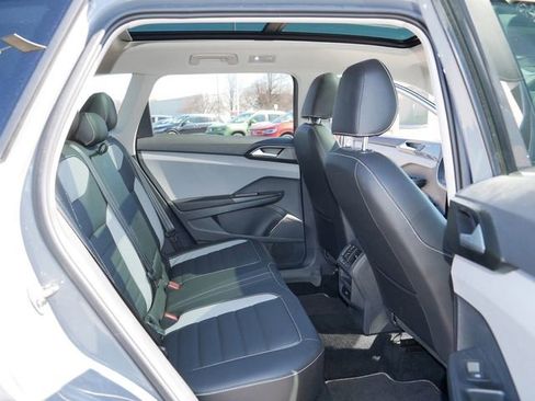 Certified 2023 Volkswagen Taos SEL AWD/4WD image 19