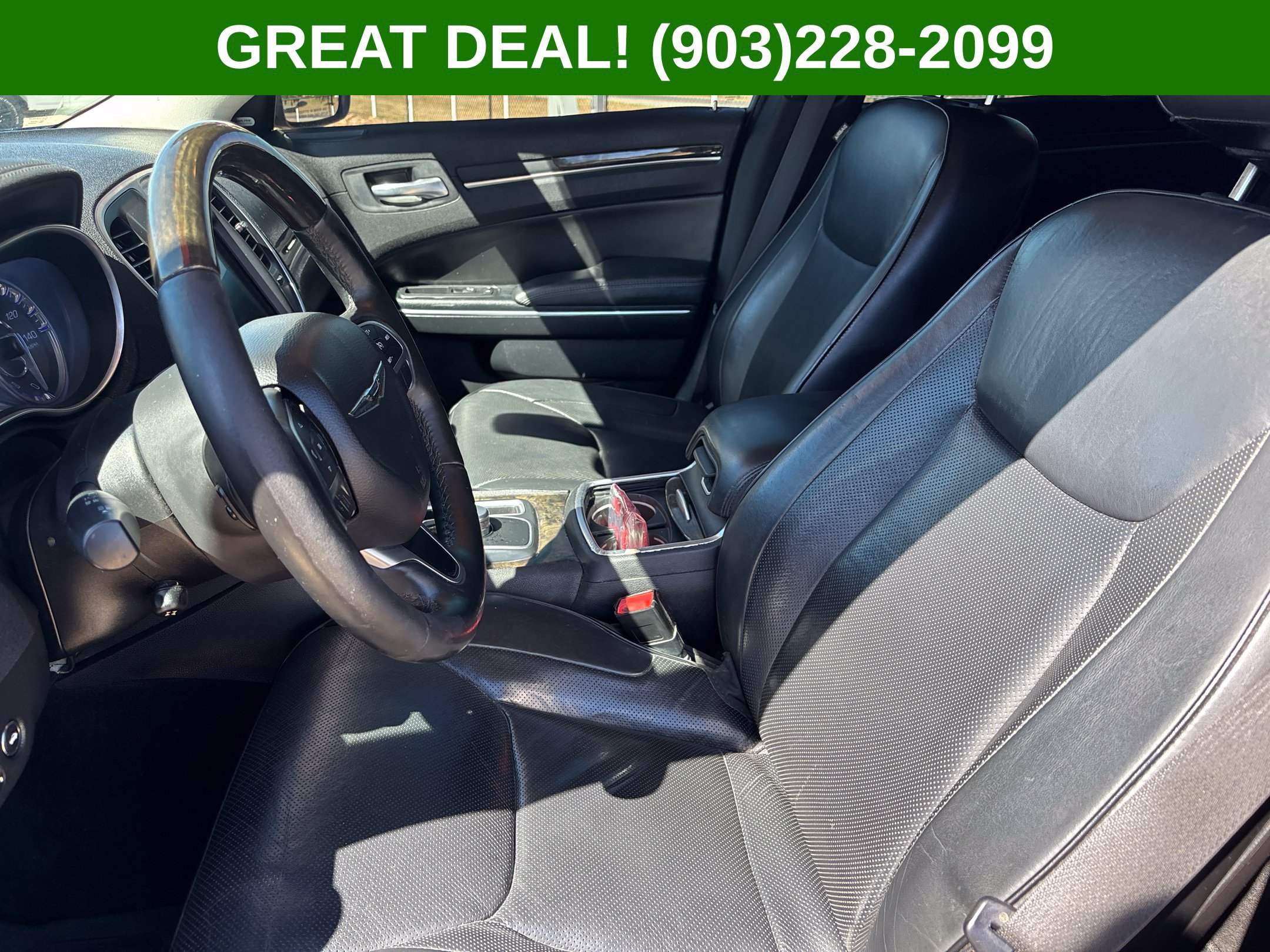Used 2016 Chrysler 300 C RWD image 35