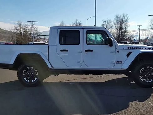 New 2026 Jeep Gladiator Rubicon image 9