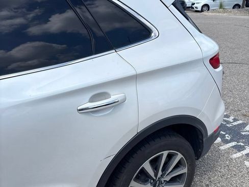 Used 2019 Lincoln MKC Reserve w/ MKC Technology Package FWD image 6
