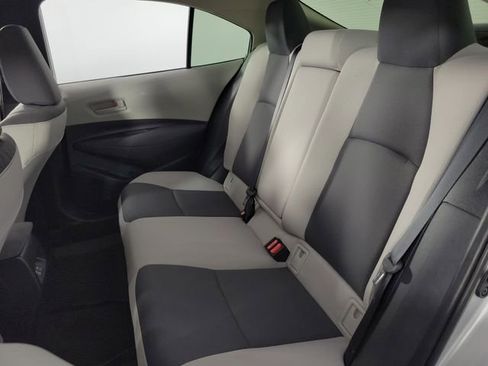 Used 2024 Toyota Corolla LE w/ LE Convenience Package image 17