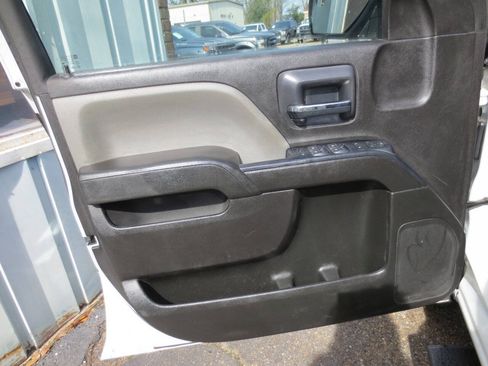 Used 2019 Chevrolet Silverado 1500 W/T w/ WT Convenience Package AWD/4WD image 15